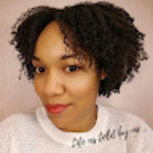 Meet your Posher, Janelle